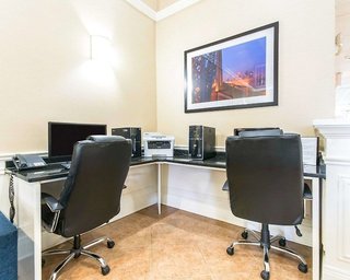 Fairfield Inn & Suites By Marriott Louisville Airport,Near Kentucky Exposition Center,3 star
