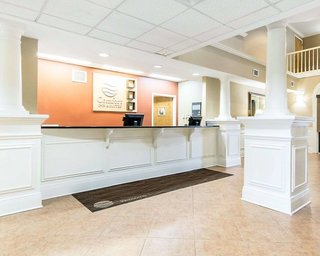 fairfield inn and suites by marriott louisville airport