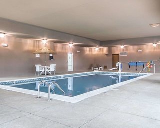 fairfield inn and suites by marriott louisville airport