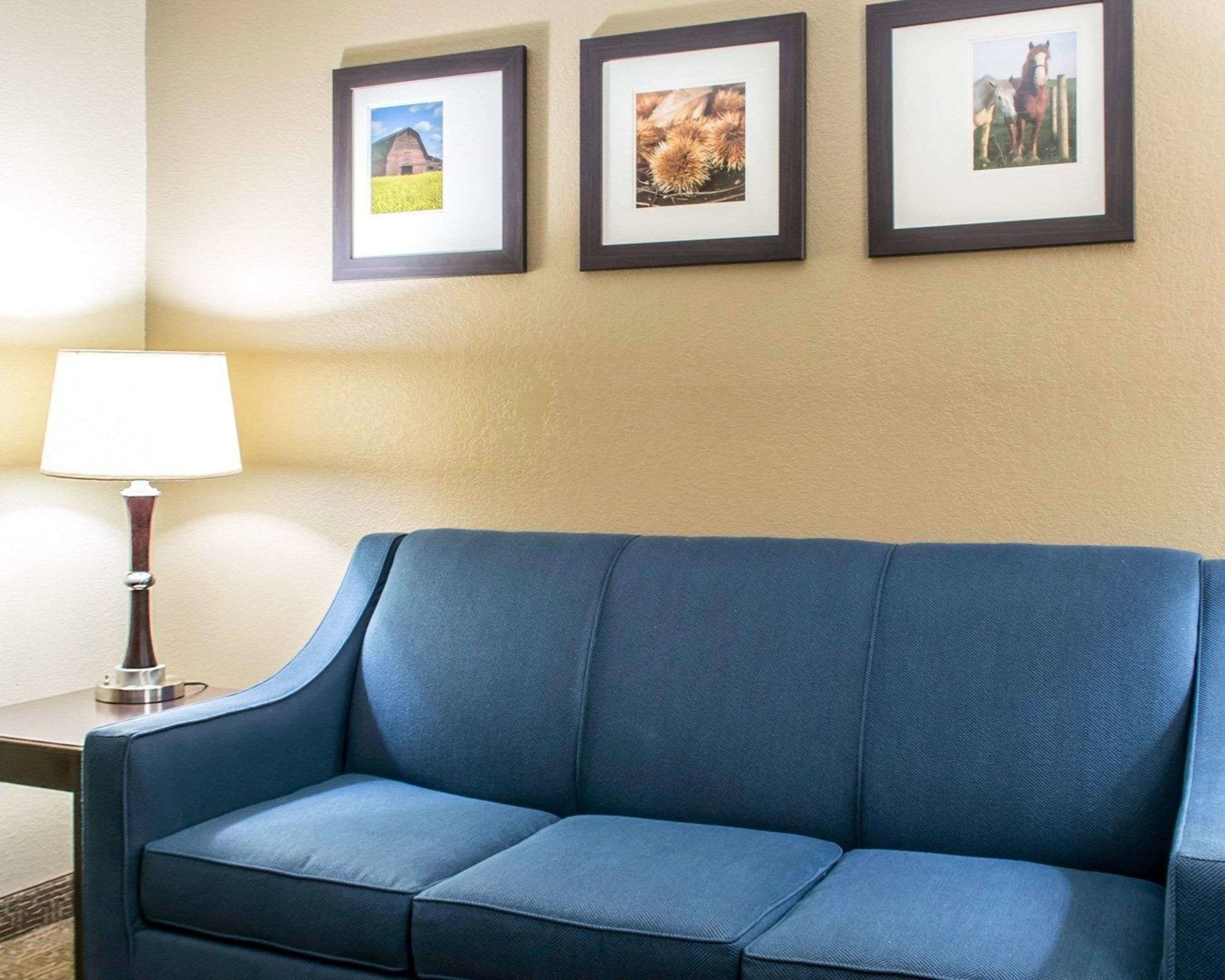 fairfield inn and suites by marriott louisville airport