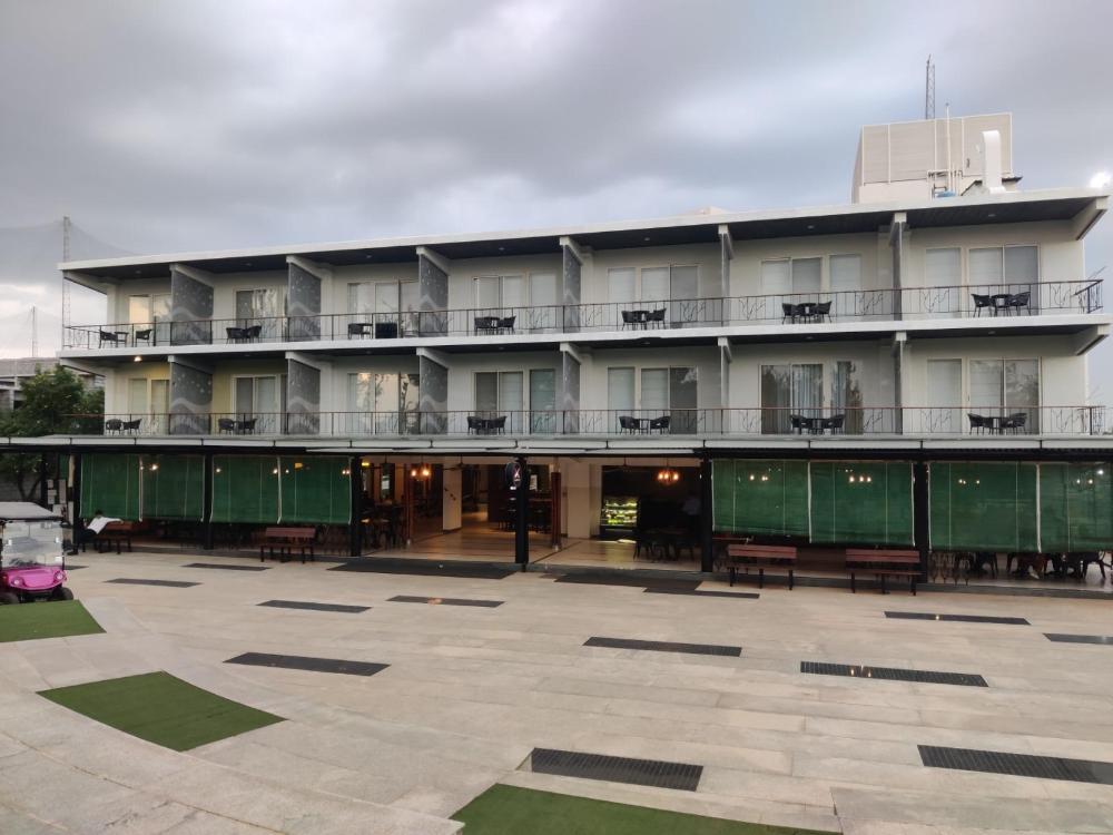 clover greens golf course and resort