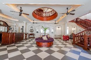 the luang say residence