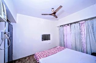 classy 1 bhk near viviana mall with parking