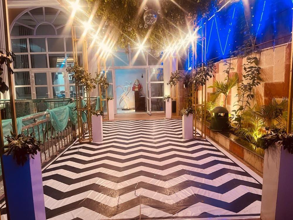 the emerald hotel and siya milan banquets