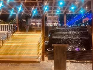 the emerald hotel and siya milan banquets