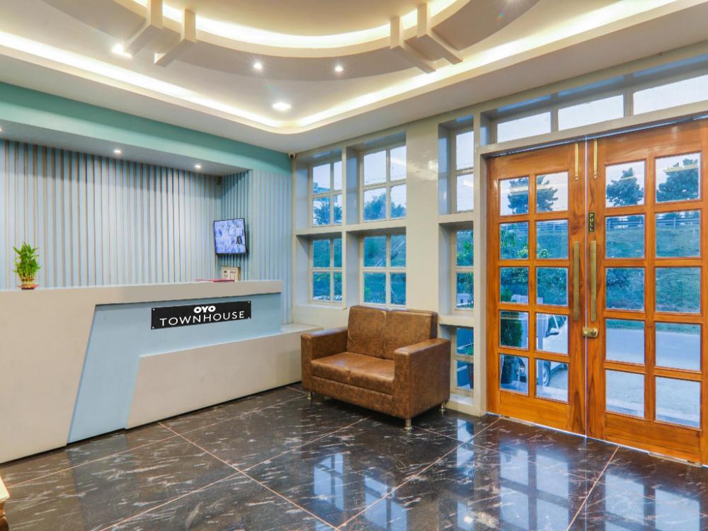 townhouse majestic hotel near phoenix palassio