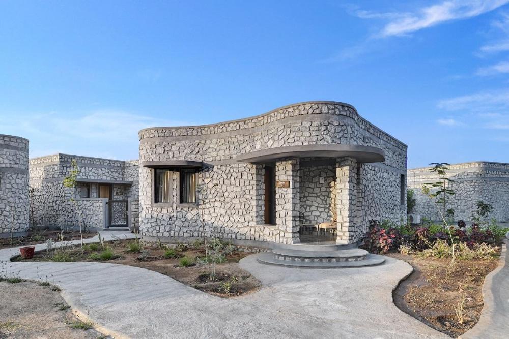 j wild a private pool villa resort jawai