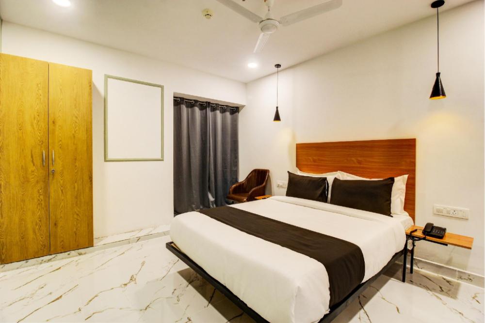 super townhouse rcc hotel banjara hills