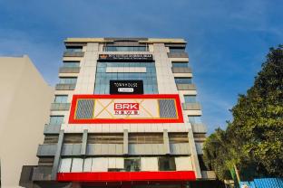 super townhouse rcc hotel banjara hills