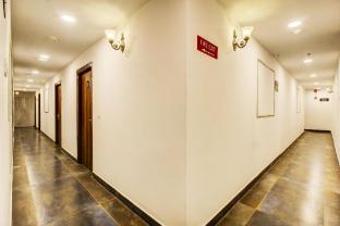super townhouse rcc hotel banjara hills