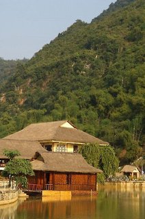 Mai Chau Lodge,Hoa Binh>>Chi?Ng Châu,4 star