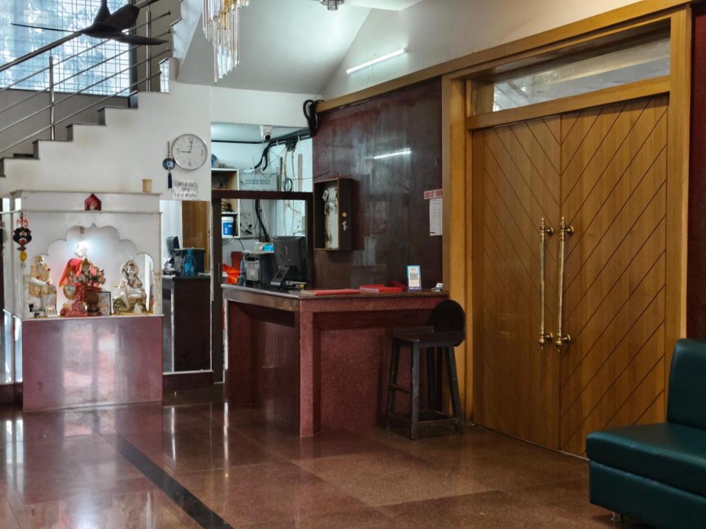 rajasthani rajwadi hotel and restaurant