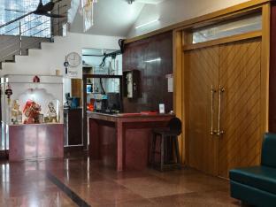 rajasthani rajwadi hotel and restaurant