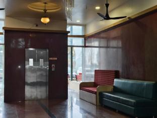 rajasthani rajwadi hotel and restaurant