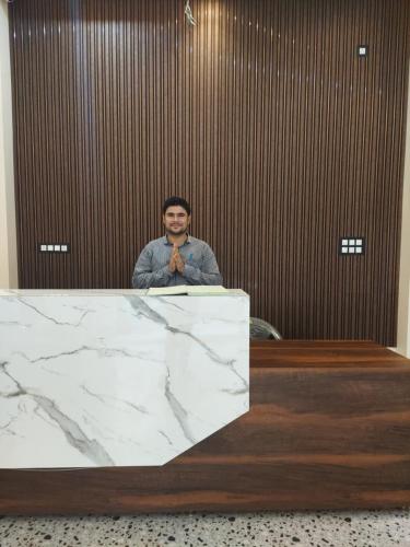 hotel hari gayatri regent