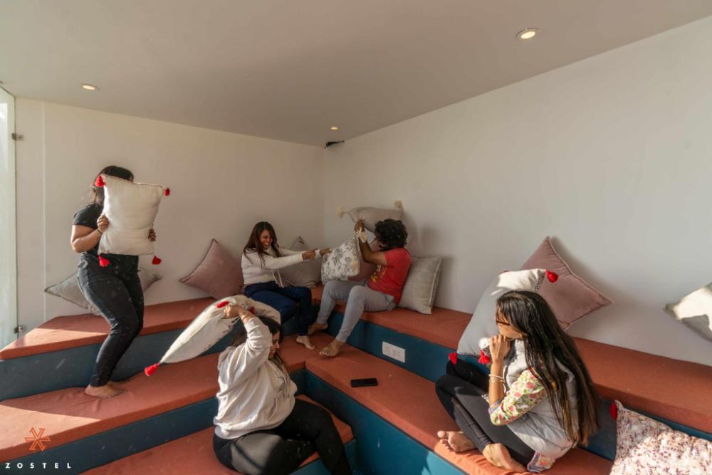 zostel mussoorie mall road