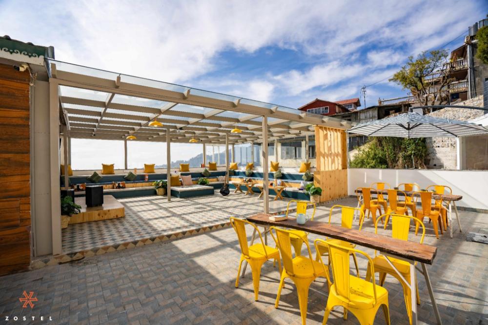 zostel mussoorie mall road