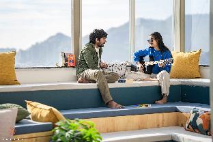 zostel mussoorie mall road