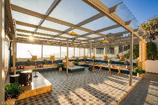 zostel mussoorie mall road