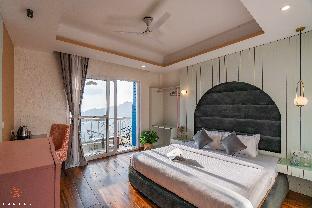 zostel mussoorie mall road