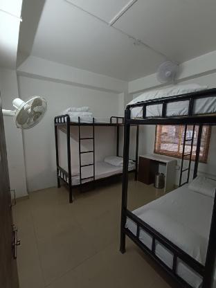 traveler hostel