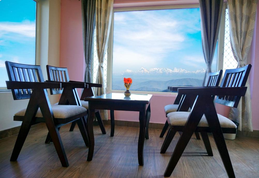 sierra vista mukteshwar by serenity sips