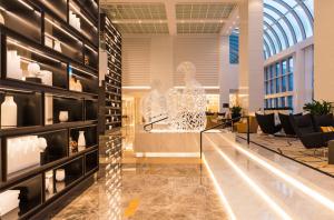 Le Royal Meridien Abu Dhabi,Near Capital Garden,5 star