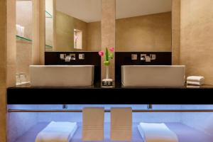 Le Royal Meridien Abu Dhabi,Near Capital Garden,5 star