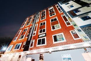 super townhouse ecity inn