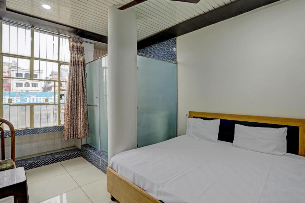 super hotel o krishna guest house and pg