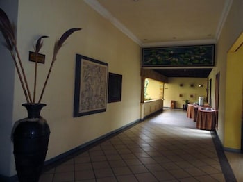 lotus garden hotel