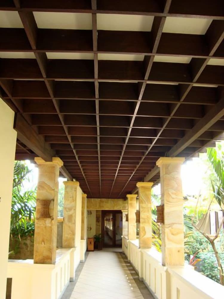 lotus garden hotel