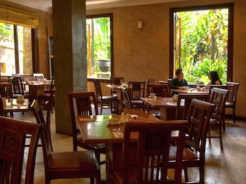 lotus garden hotel