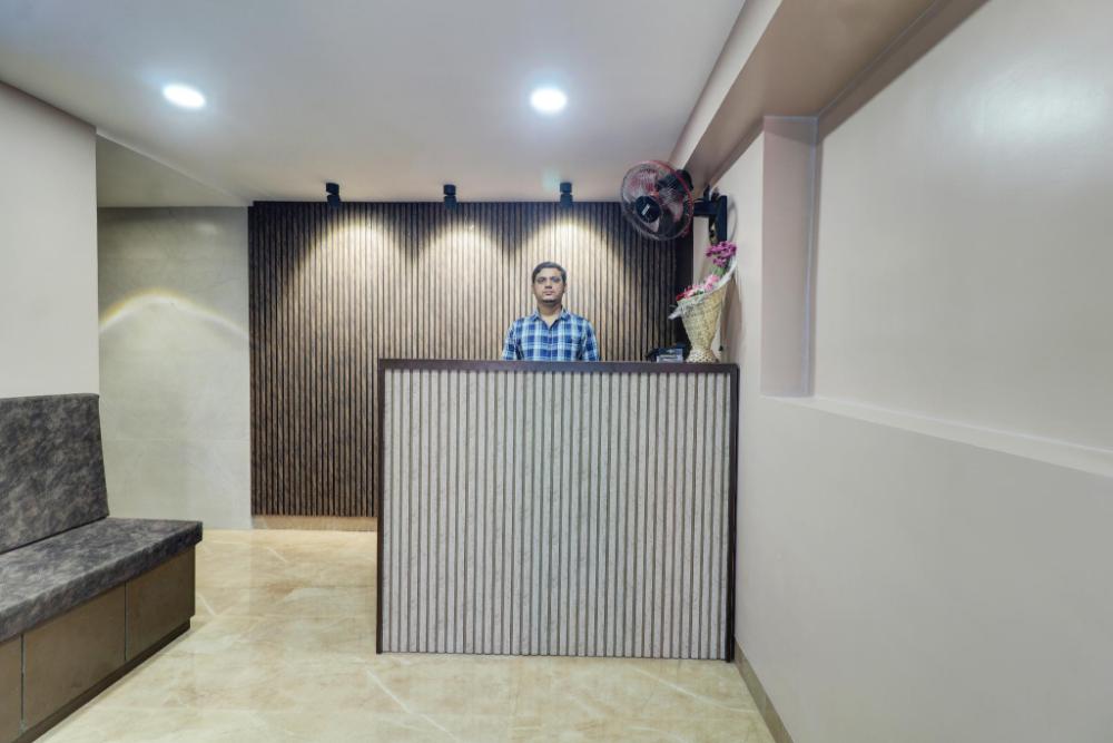 hotel embrace inn near exhibition center