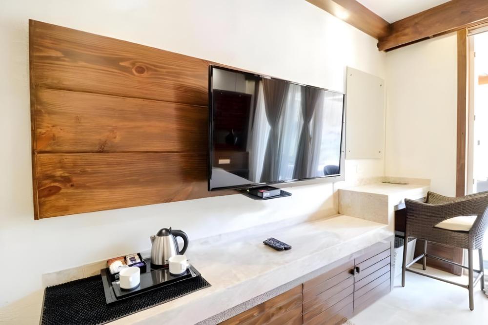 shivers garden restaurant