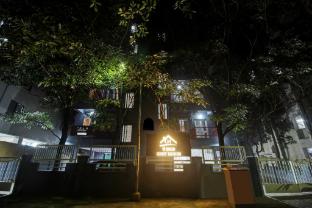 super collection o grey house