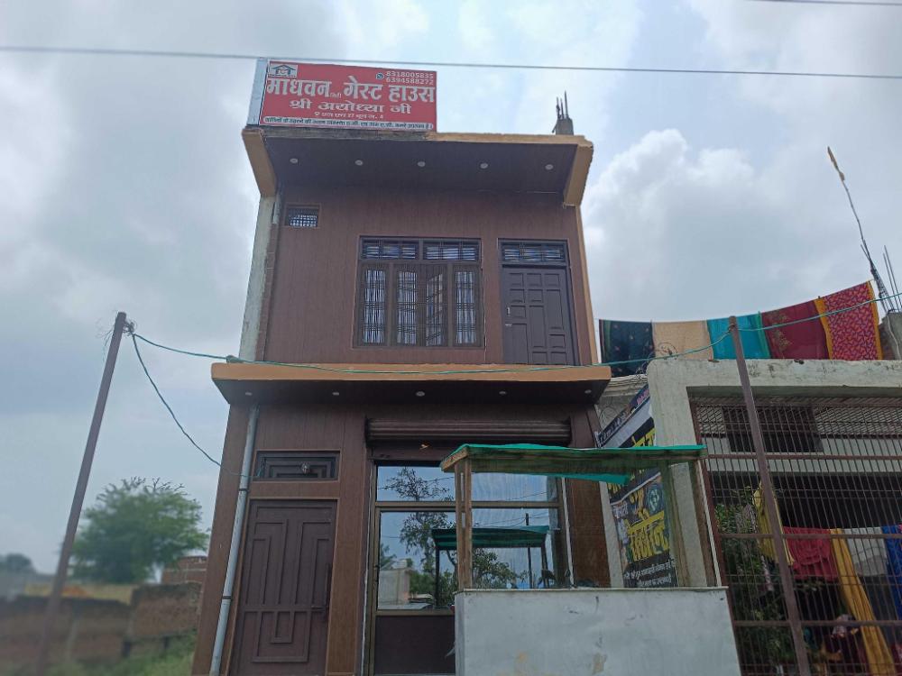 hotel o home madhav homestay