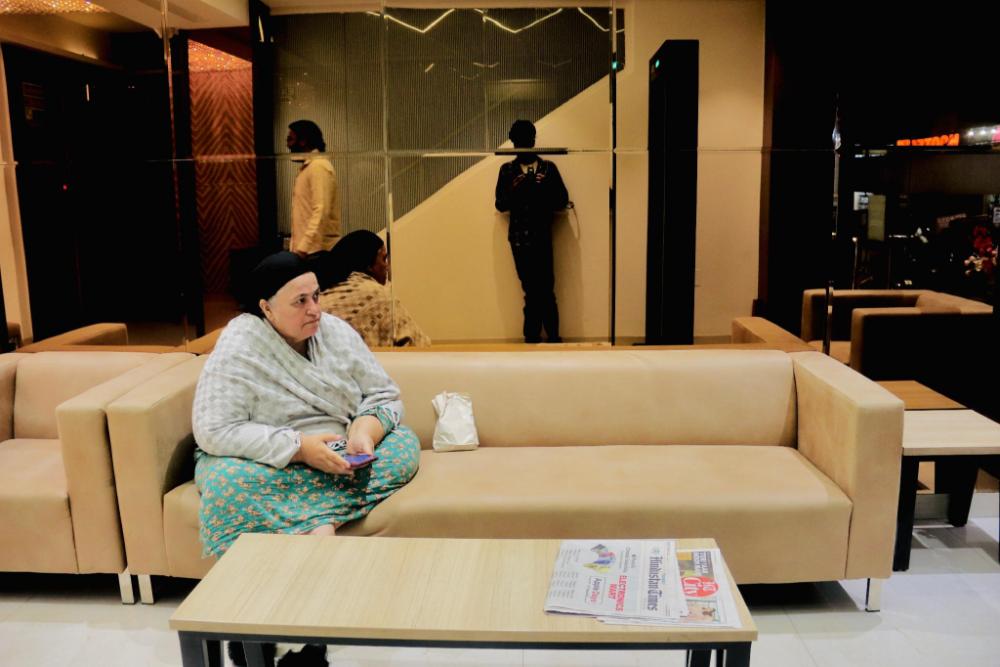 hotel the magic tree karol bagh new delhi