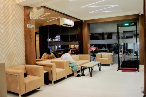 hotel the magic tree karol bagh new delhi