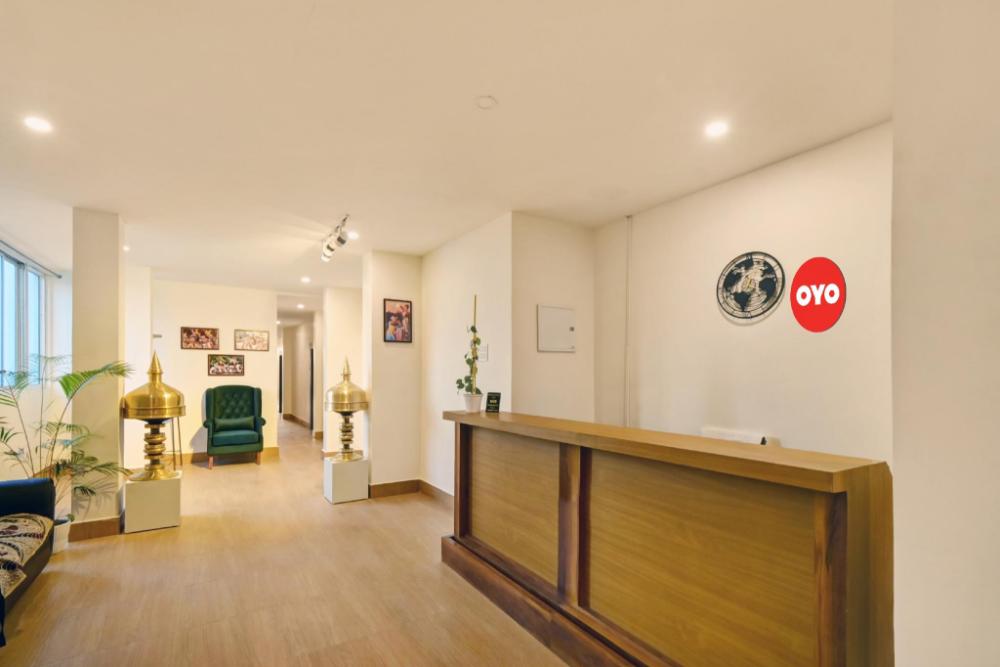 super hotel o axom inn