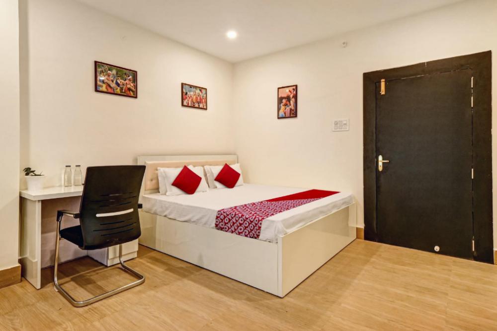 super hotel o axom inn