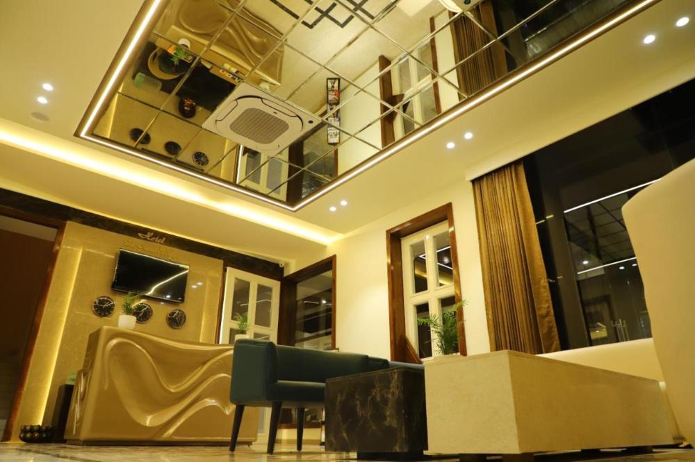 hotel the grand virgo