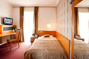 Hotel Geyer,Klagenfurt>>Hermagor,2 star