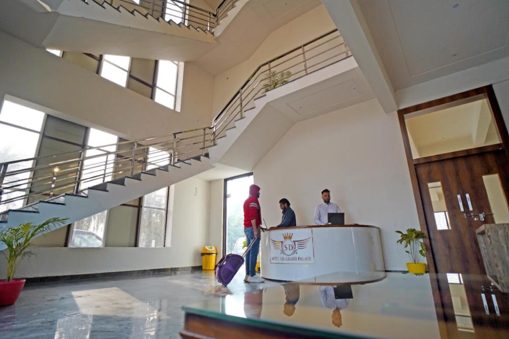 hotel sd grand palace