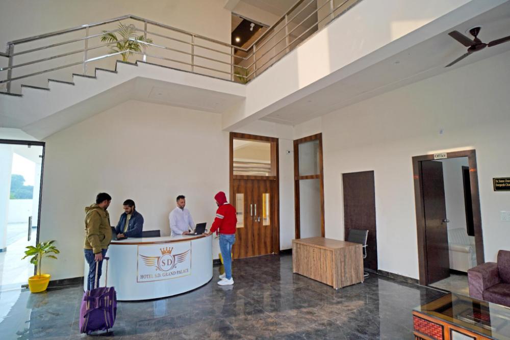 hotel sd grand palace