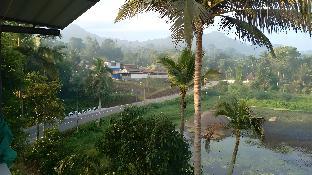 souparnika lakeview homestay