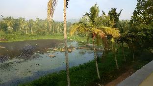 souparnika lakeview homestay