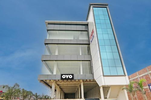 super hotel o 820943 hotel the vindh