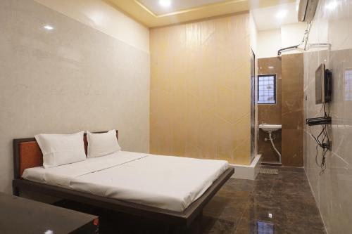 hotel o yashraj 7 resort