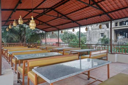 hotel o yashraj 7 resort